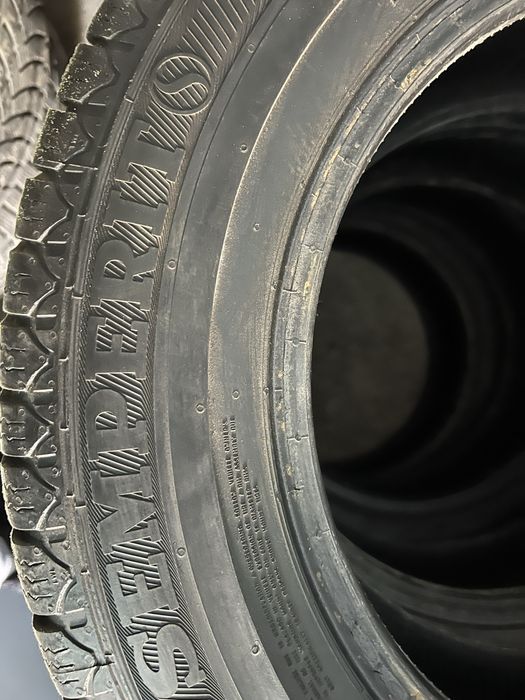 Шини 215/65/16c Semperit зима