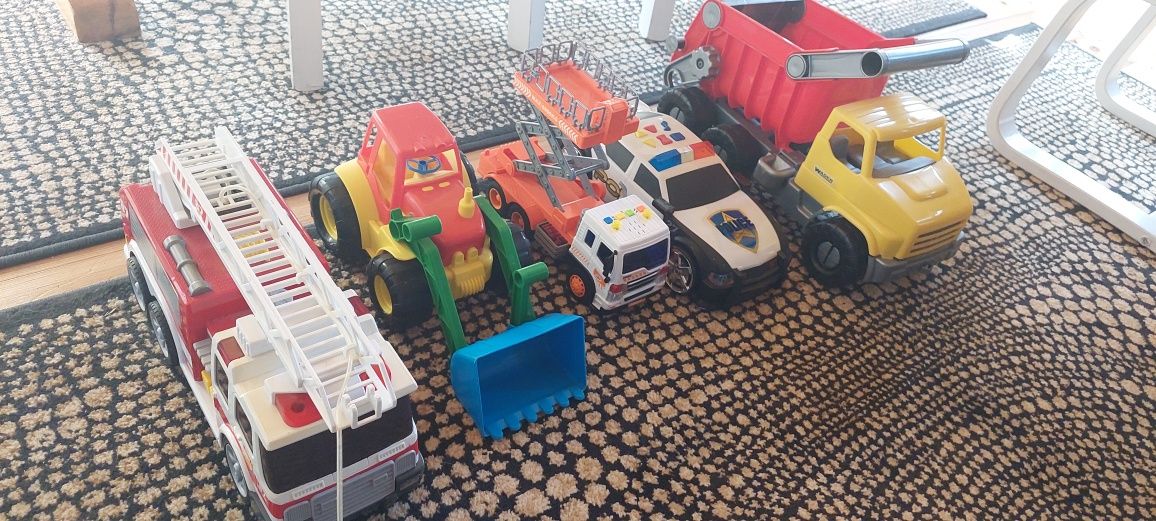 5 dużych samochodów dla dzieci straż wywrotka dźwig koparką policja