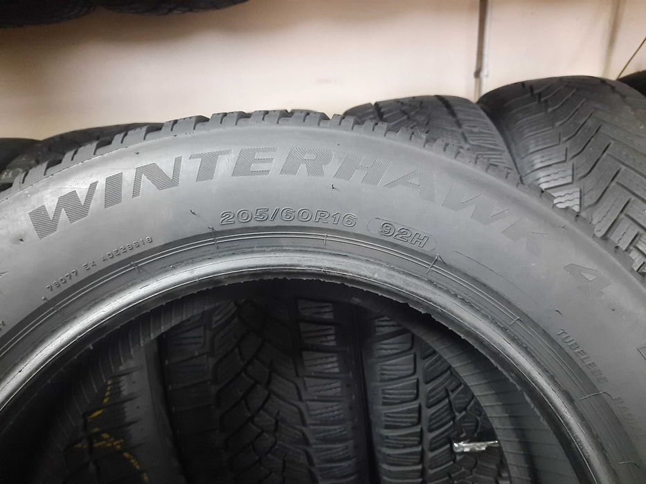 Opony Zimowe 205/60r16 Firestone Winter Hawk4