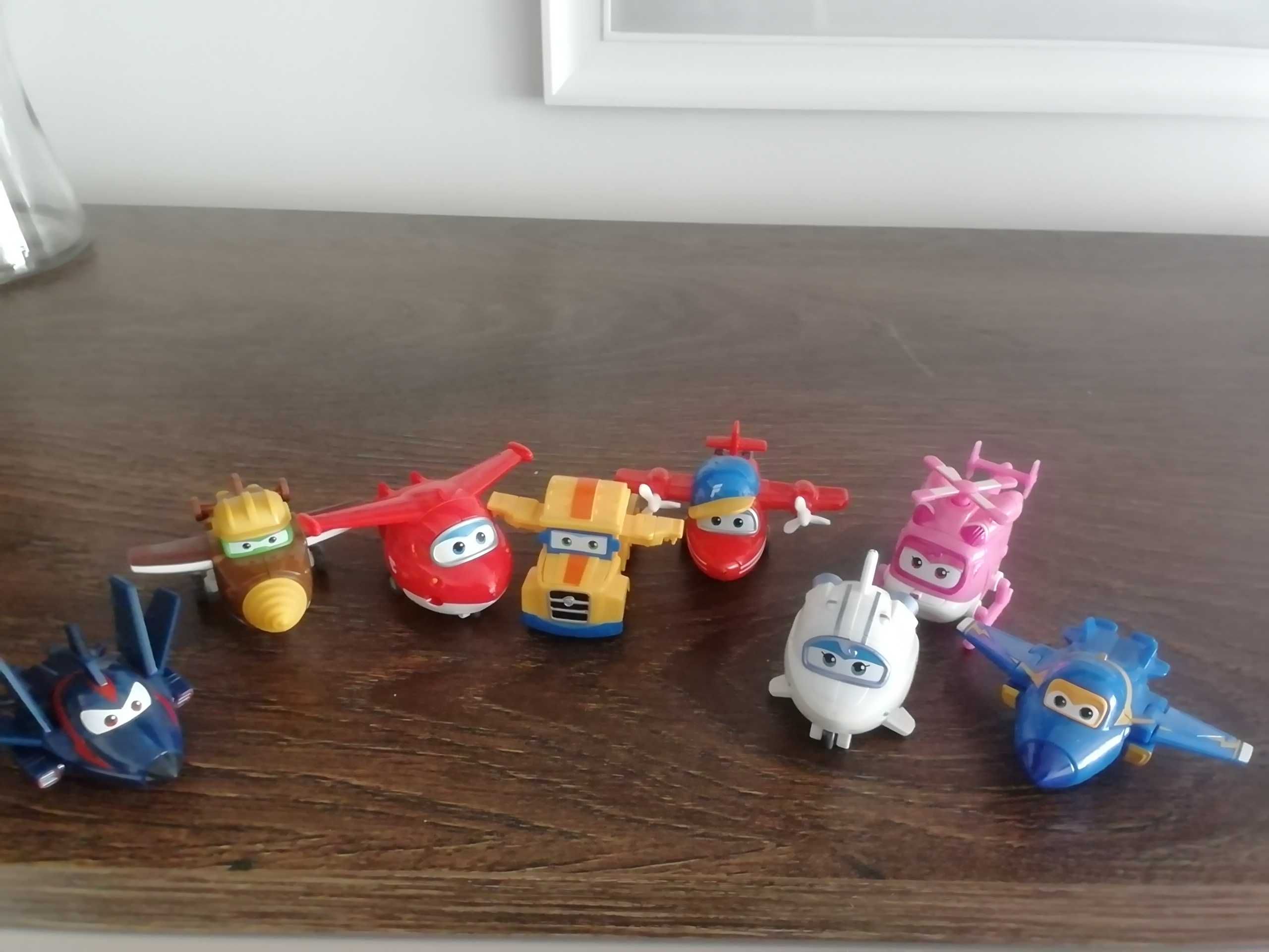 Super Wings FIGURKI 9SZT