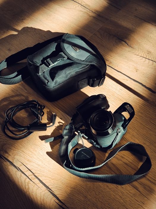 Minolta Dimage Z5 - zaawansowana cyfrówka z duszą retro