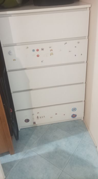 Sprzedam komodę biało