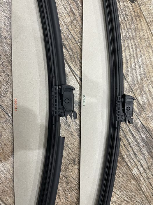 Щетка - дворник лобового стекла с подогревом Mercedes w222