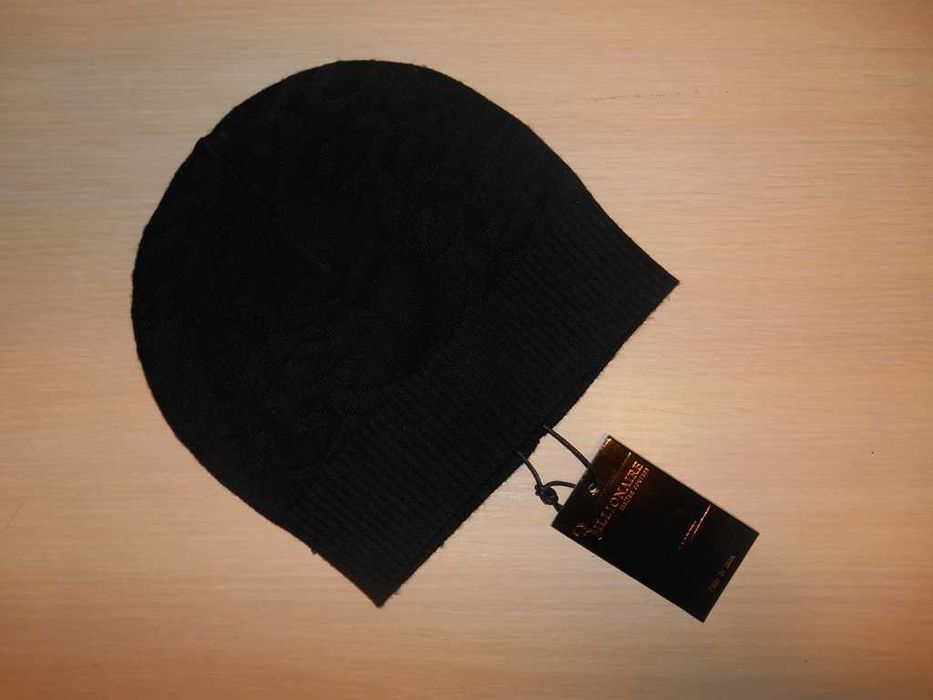 Billionaire Luksusowa Męska ciepła czapka zimowa Włochy nowe MZ 24-2