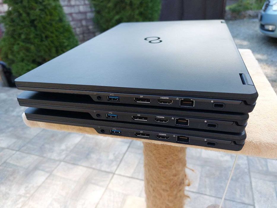 Бізнес-ноутбук Fujitsu LIFEBOOK U7510, i5 gen 10, 15,6''FHD, 12/256SSD