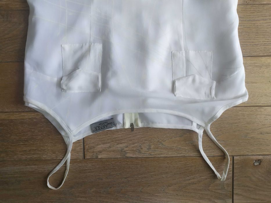 Okolicznościowa Elegancka wyjściowa sukienka Biała na szelki