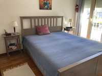 Conjunto: Cama+ mesas+ colchão Ikea