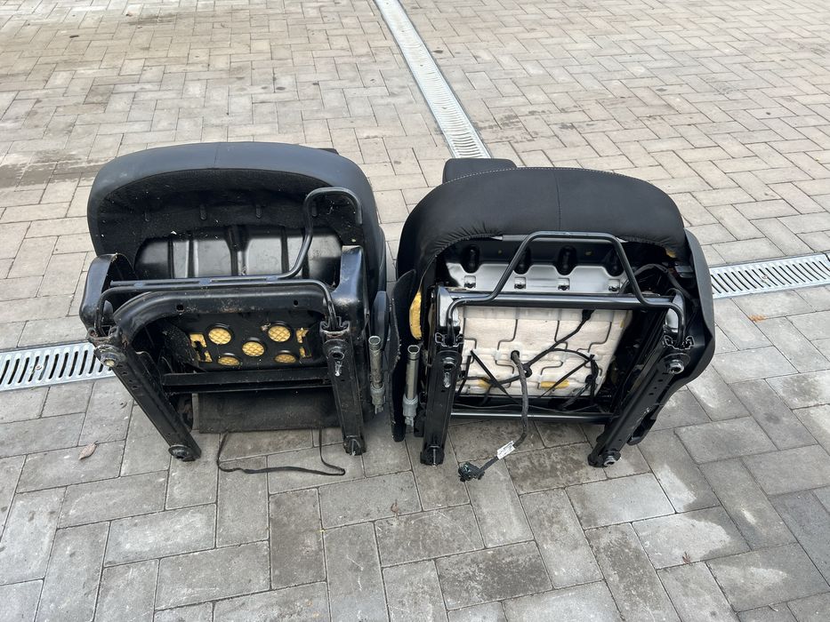 Продам сиденья на рено кенго 2 оригинал!