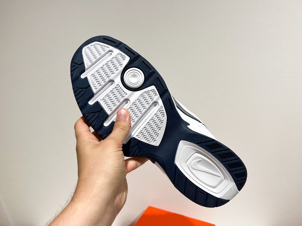 Кроссовки Nike Air Monarch Iv 415445-102