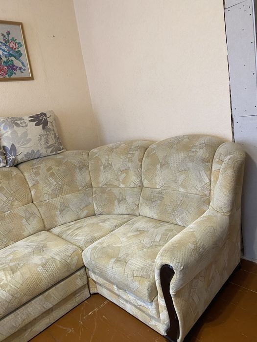 Кутовий диван б/у