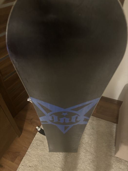 Deska snowboardowa 158