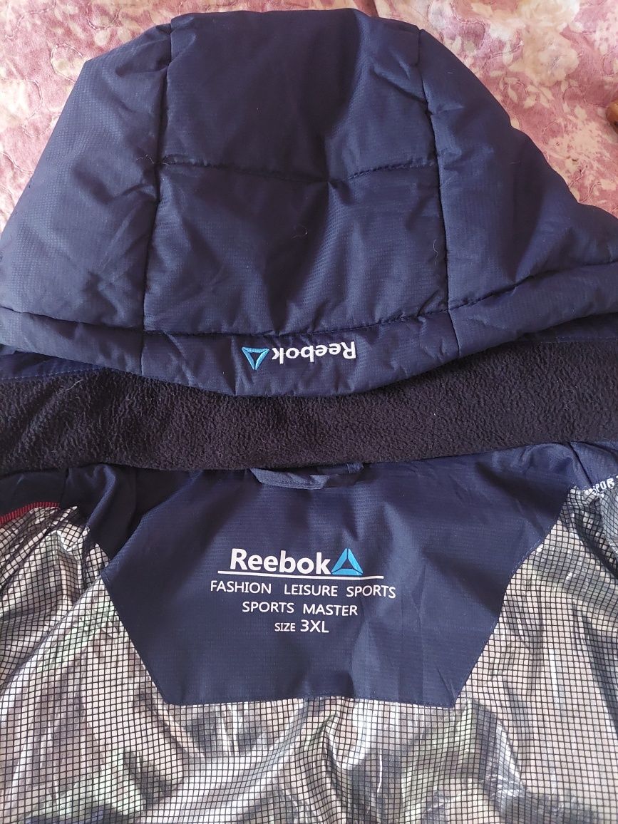 Термо куртку Reebok мужская.