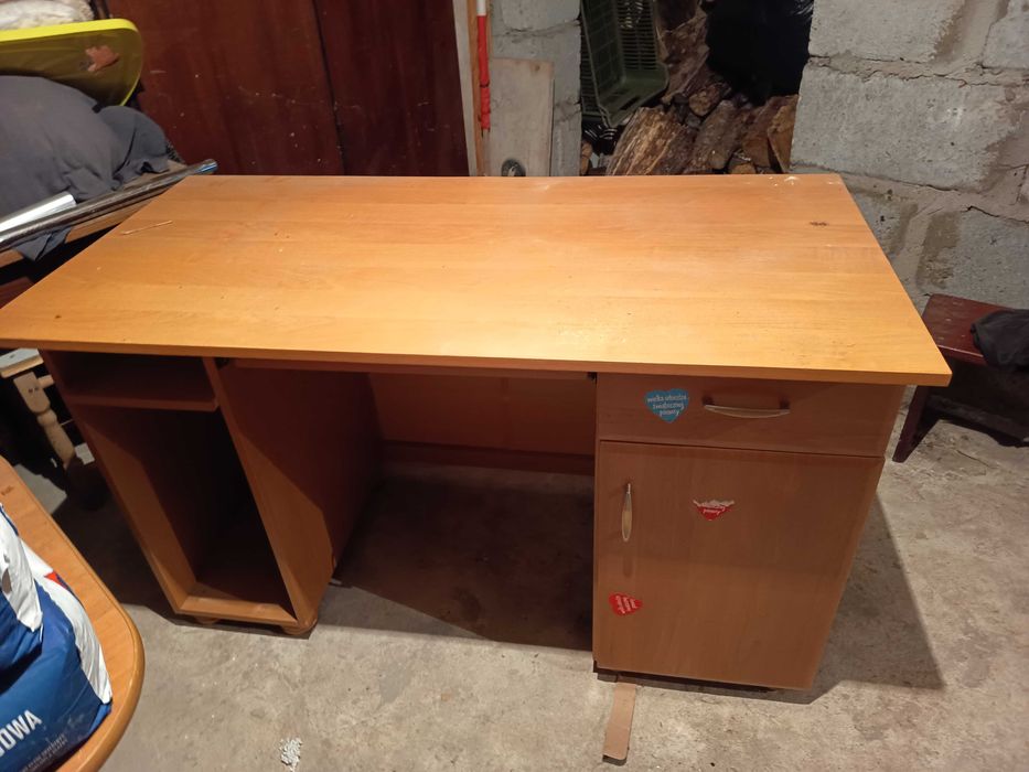 Biurko  szer około 120