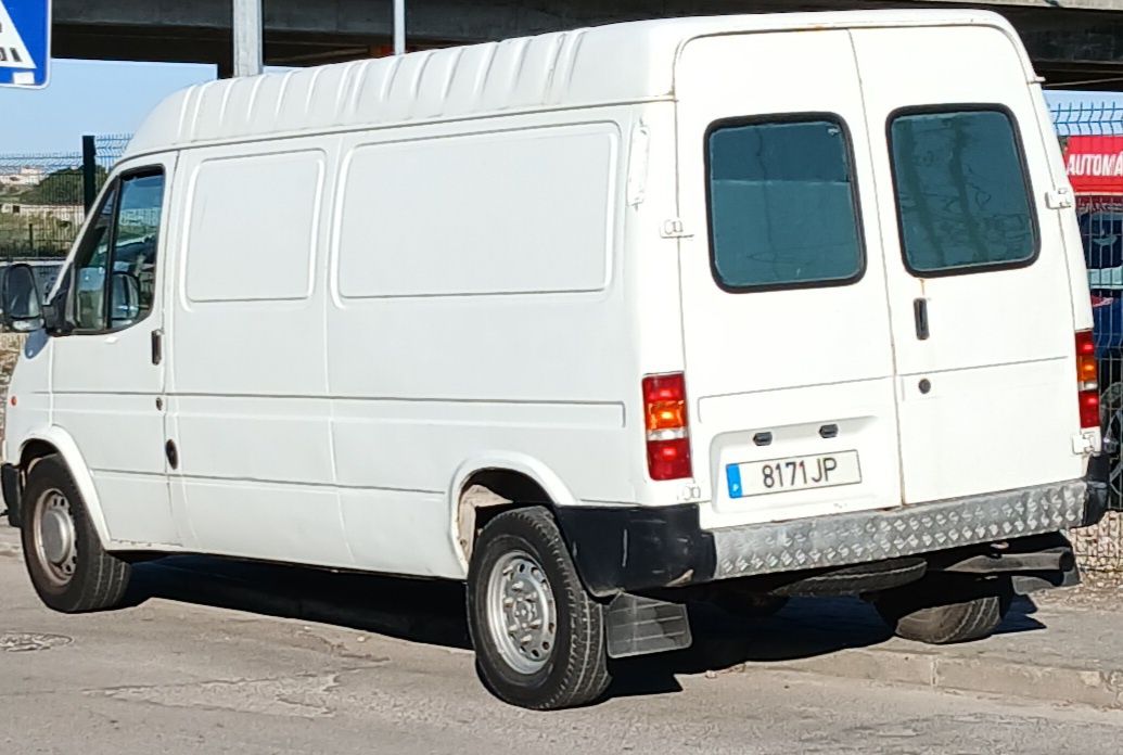 Ford Transit VENDO/TROCO Longa 2.5D 1998