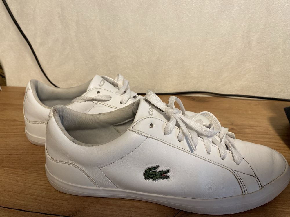 Продам кросівки чоловічі оригінальні Lacoste