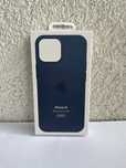 Plecki etui Silicone Case do Apple iPhone 14 MagSafe granatowy