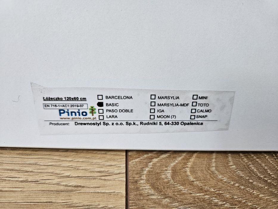 Łóżeczko dziecięce 120×60 Pinio basic + szuflada + materacyk