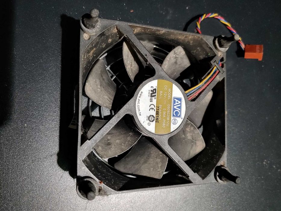 Кулер AVC DS09225B12U 92x92x25mm 12V 0.56A 445068-001 HP ML110 G5