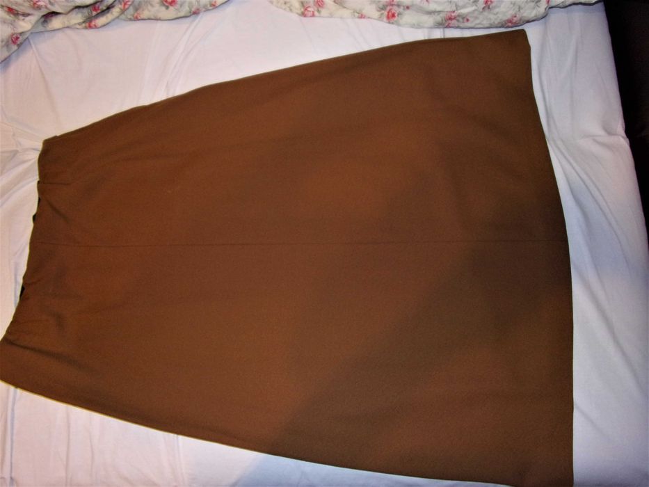 Spódnica DUŻA z bistoru (jasny brąz).