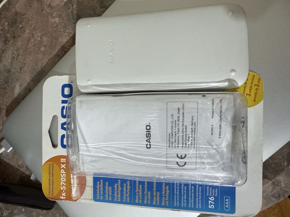Calculadora científica fx-570SP X II