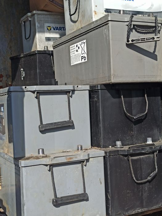 Akumulatory poserwisowe do aut ciężarowych,fotowoltaiki 230Ah,180Ah.