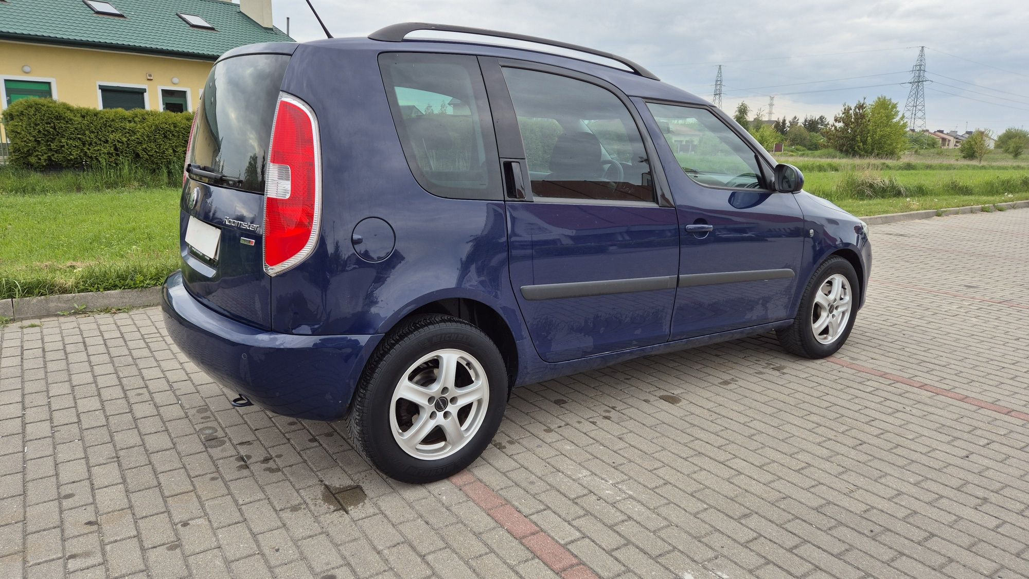 Skoda Roomster 1.2 B. TSI. 105kM. Ekonomiczna. Funkcjonalna. Ładna.