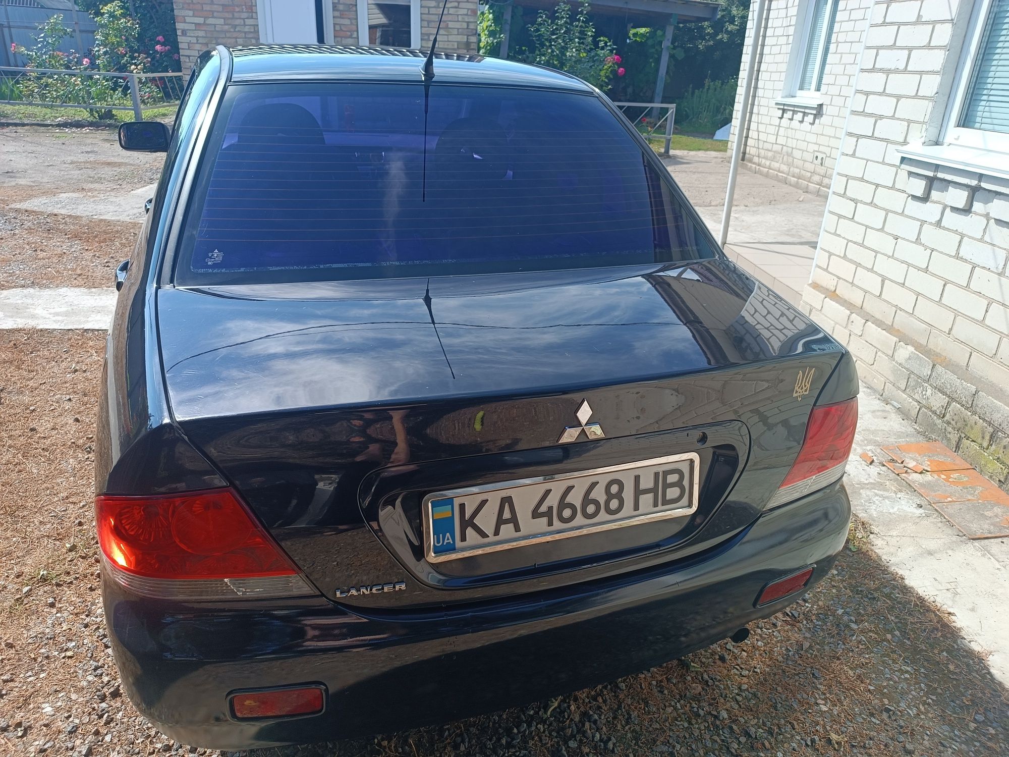 Мітсубіші Лансер9