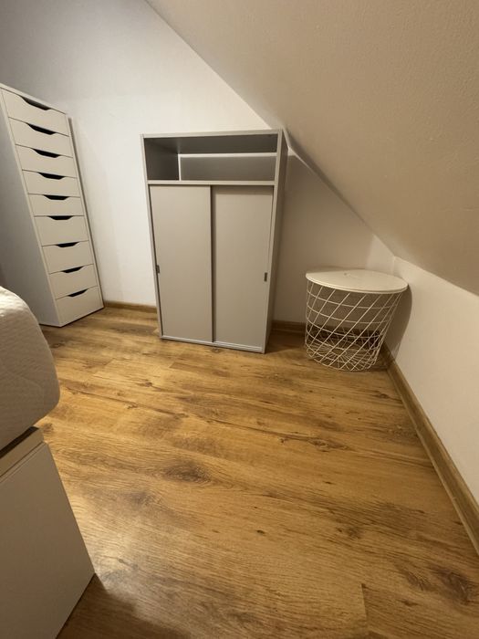 Ul. Ozimska 71. Mały pokoj w bardzo dobrej cenie.