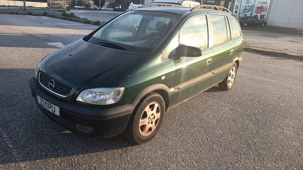 Zafira 7 lugares 2.0Dti 82 cv