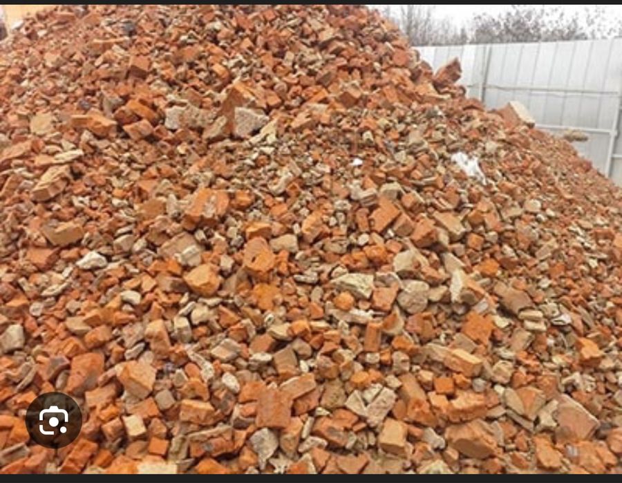 Бій цегли віддам безкоштовно в мішках