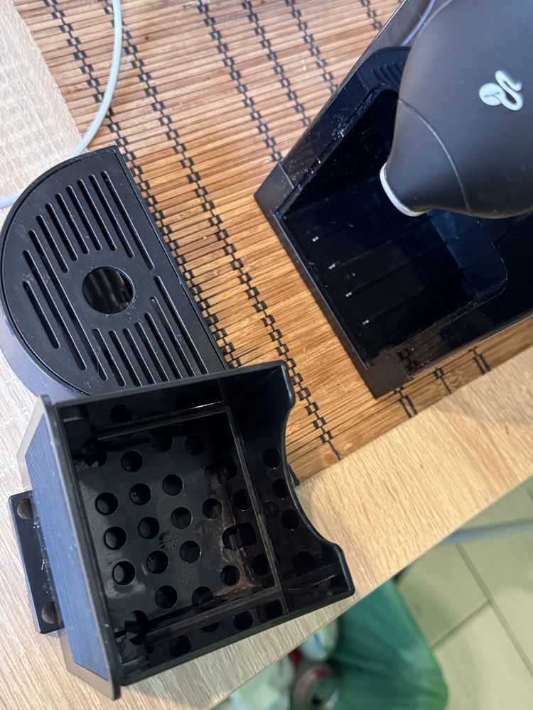 Ekspres TCHIBO Cafissimo Pure Plus Czarny
