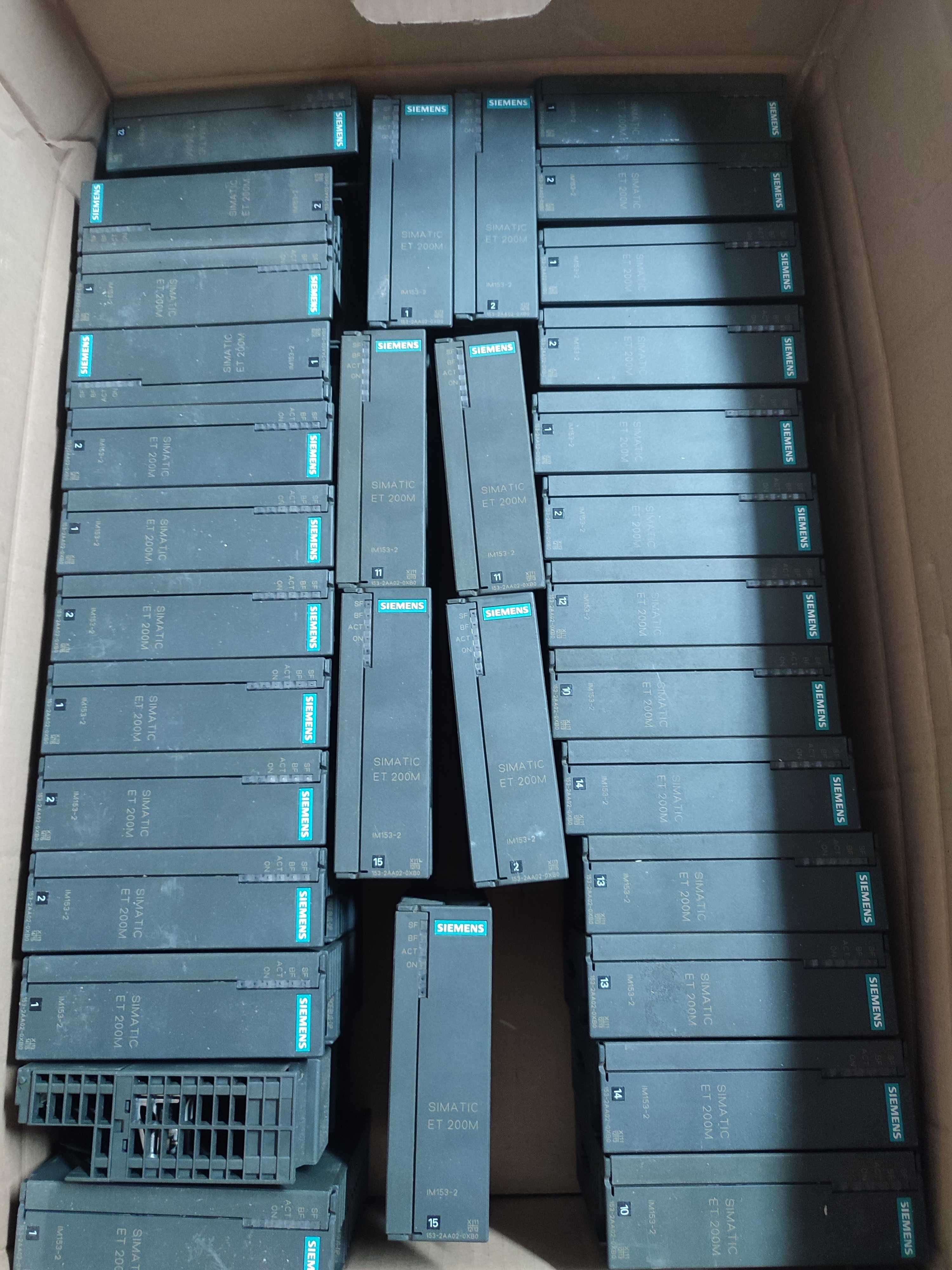 Siemens Simatic ET 200M 153-2AA02-0XB0 Interface Module