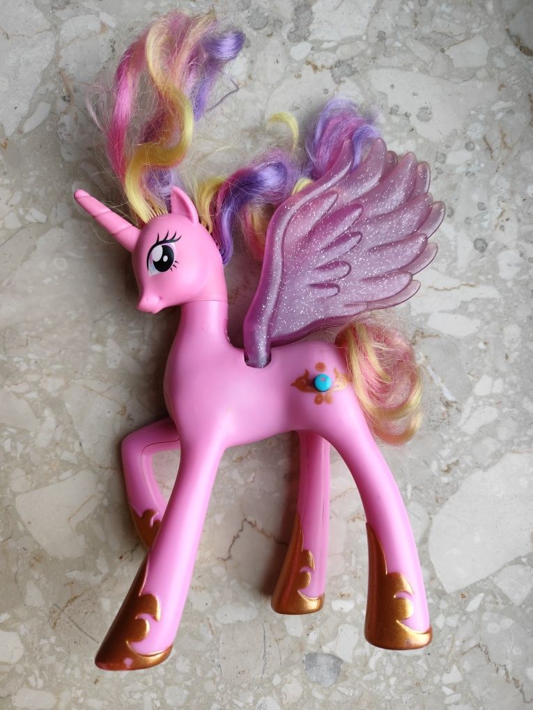 Interaktywny kucyk Księżniczka Cadence My Little Pony Hasbro