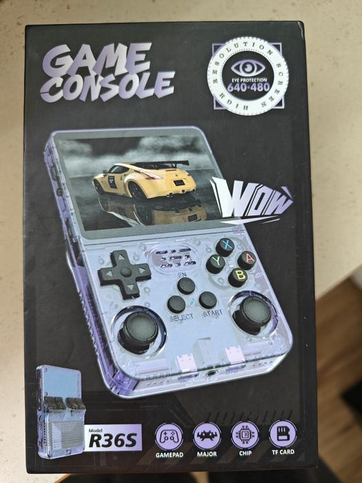 Consola Retro R36S com mais de 15 mil jogos