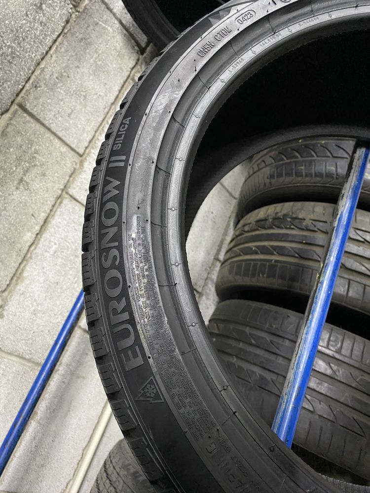 Зимові шини 225/40 R18 (92V) TYFOON