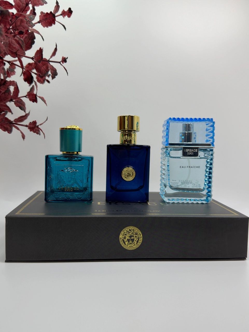 VERSACE  Версаче