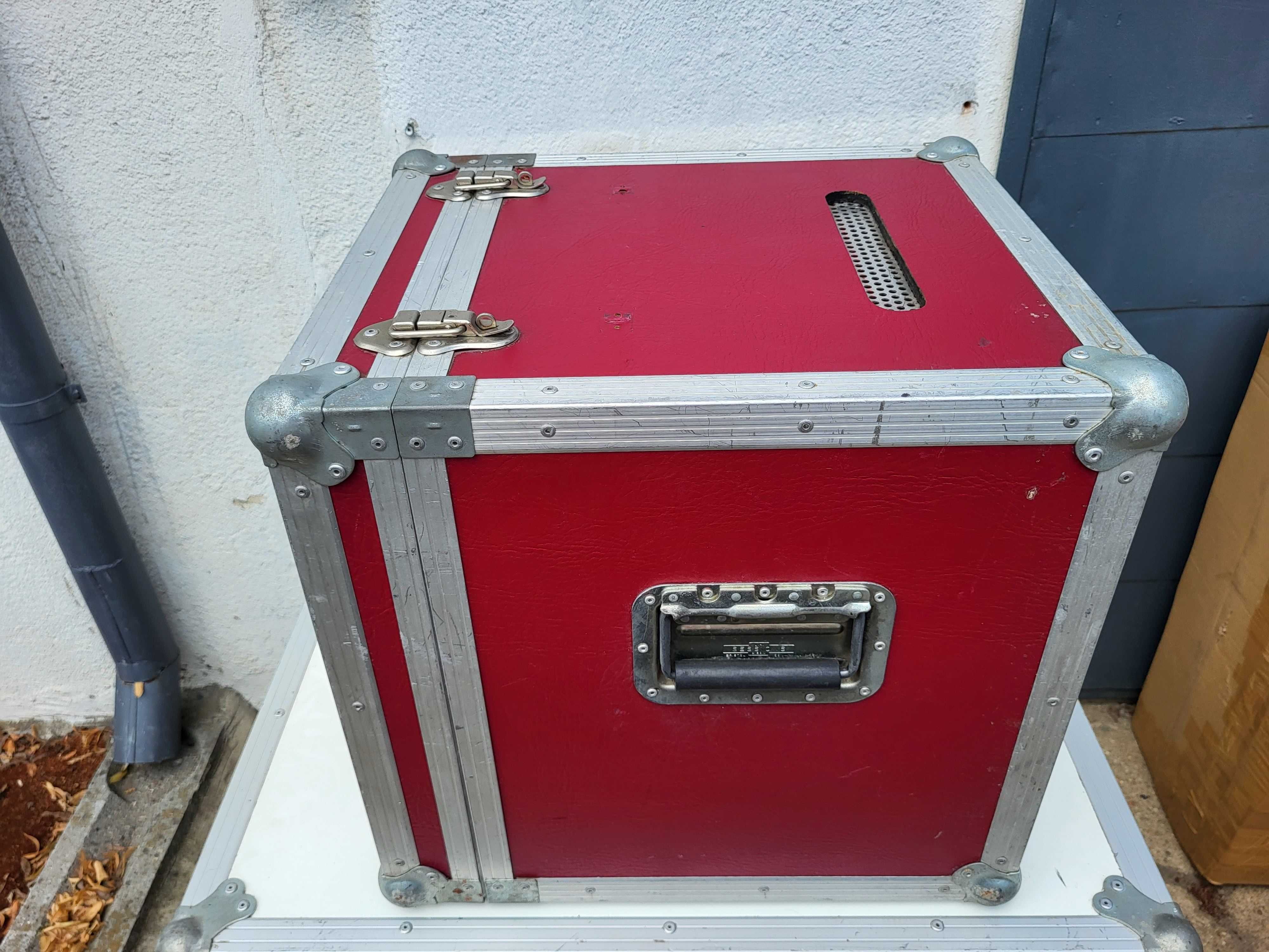 42x38x39 Case skrzynia FAKTURA
