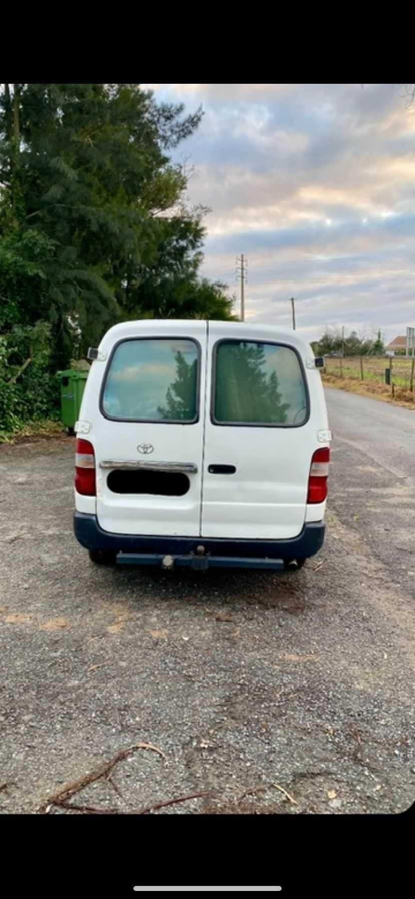 toyota hiace (top)