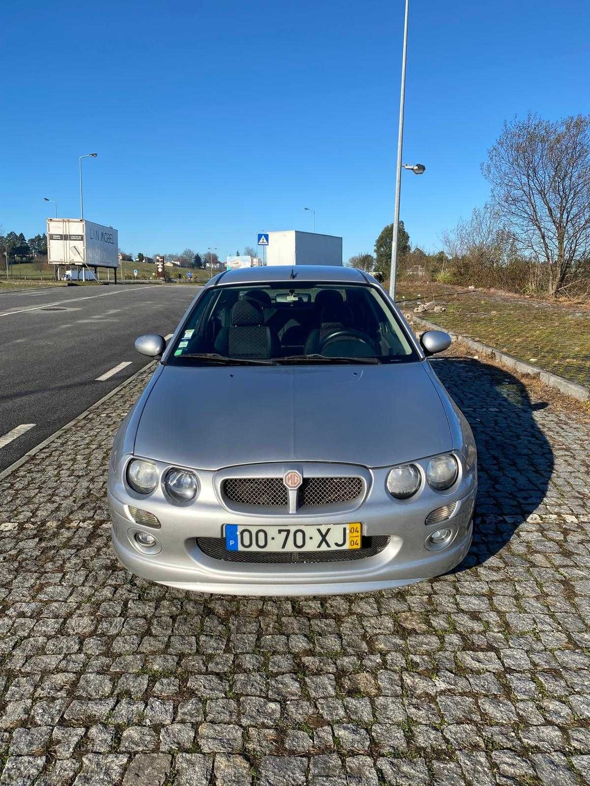 Vendo  MG ZR 1.4i 16v com 105cv a gasolina e GPL ESTÁ A ANDAR