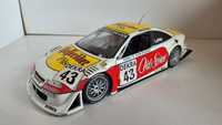 Model ut models opel calibra  v6 ltc 1996 skala 1/18 Volkswagen Golf 3