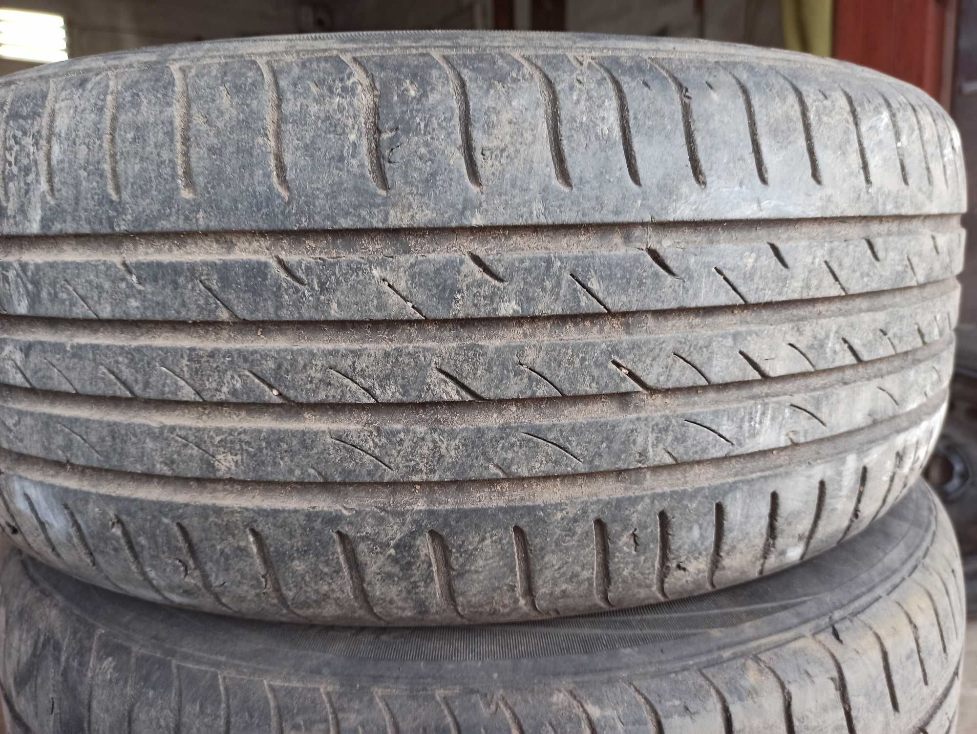 Резина Nexen NBlue HD Plus 215/50 R17 95V XL