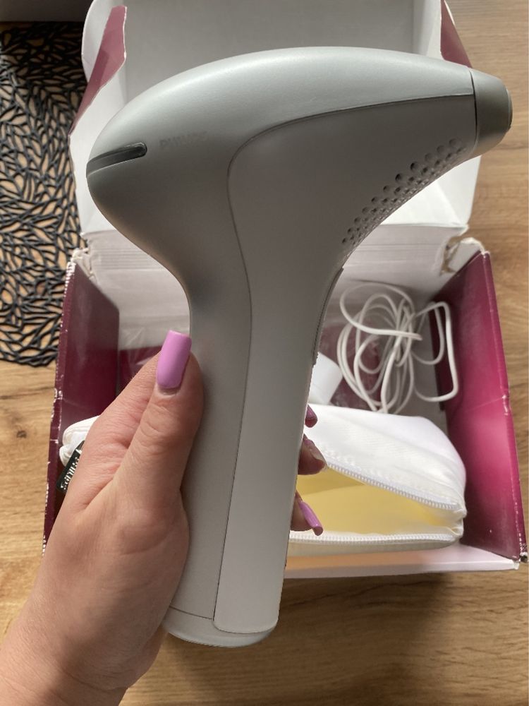 Depilator laserowy Philips Lumea