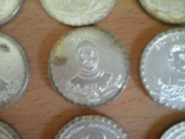 Vendo Moedas De Colecção