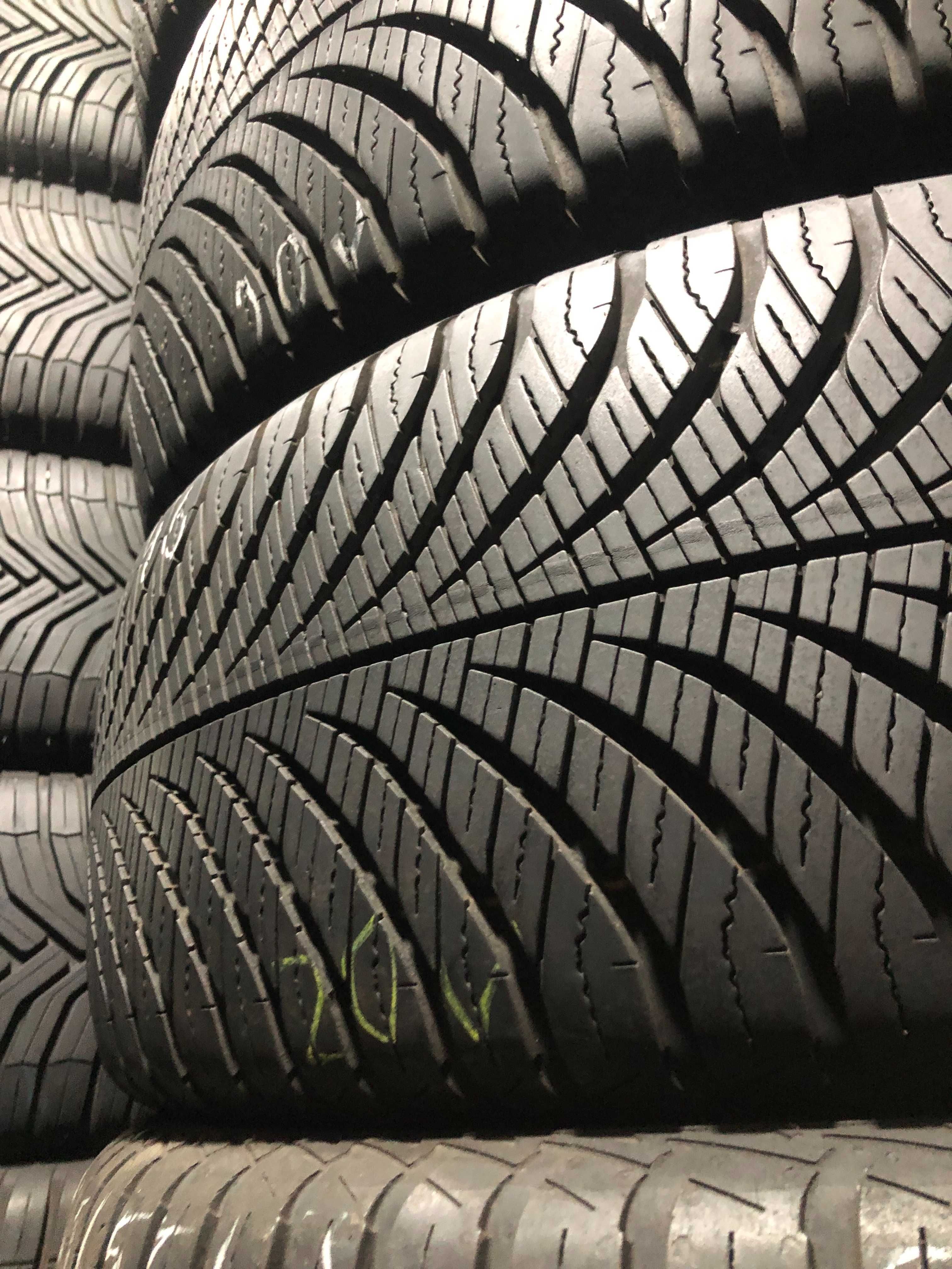 Шини 215/55 R17 Goodyear Vector 4 Season Комплект