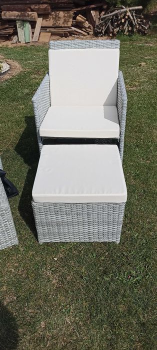 Sprzedam komplet mebli na podwórko