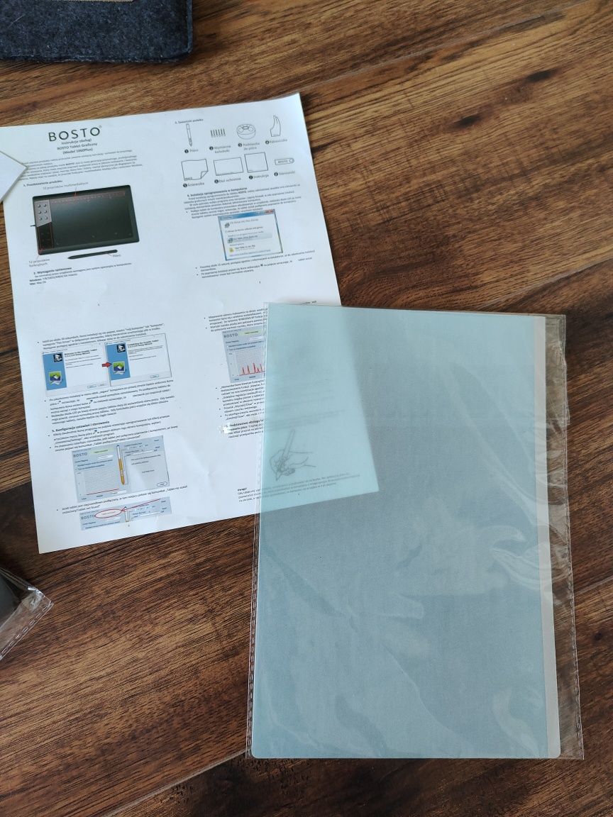 Tablet graficzny Bosto 1060 Plus z rysikiem
