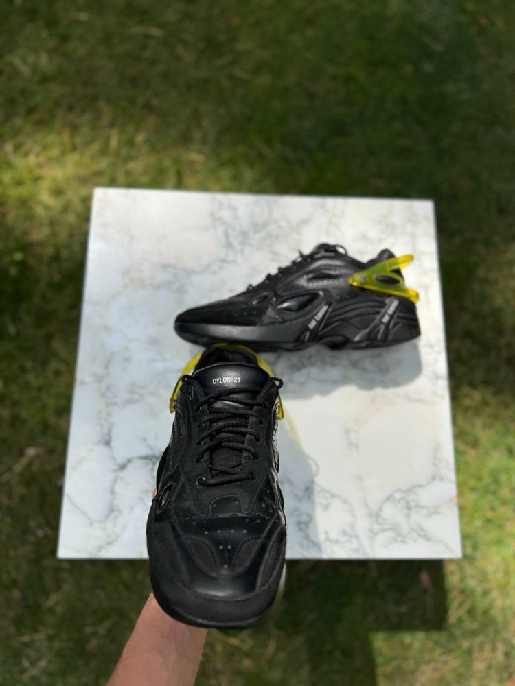Raf Simons Cylon-21