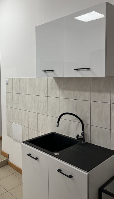 Sprzedam Szafki, zlew granitowy i barerię