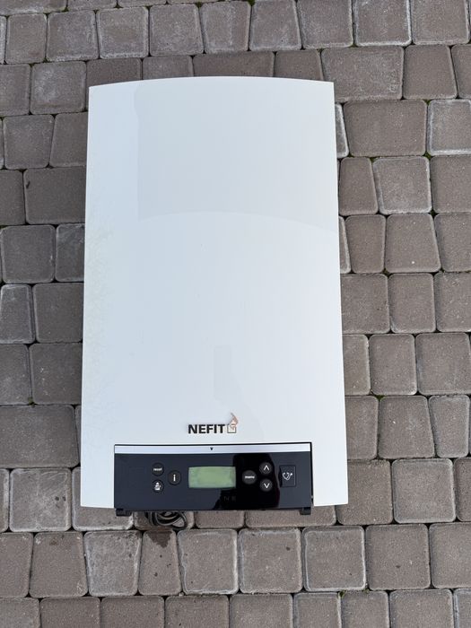 Nefit Bosch ProLine 24kw Конденсаційний 2контурний газовий котел
