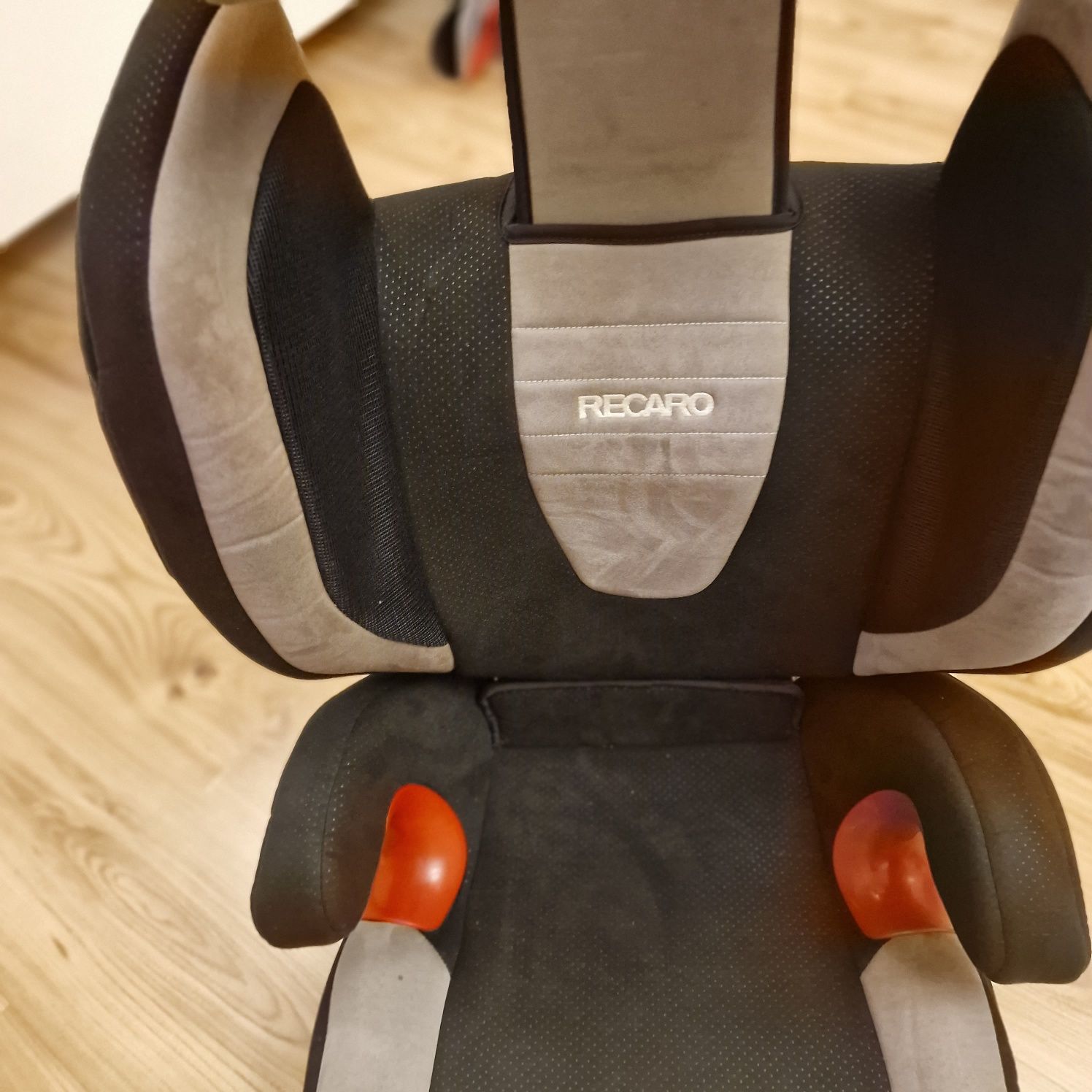 Fotelik RECARO Monza Nowa od 15 kg do 36 kg